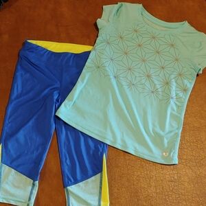 Xersion workout capri set size 5
